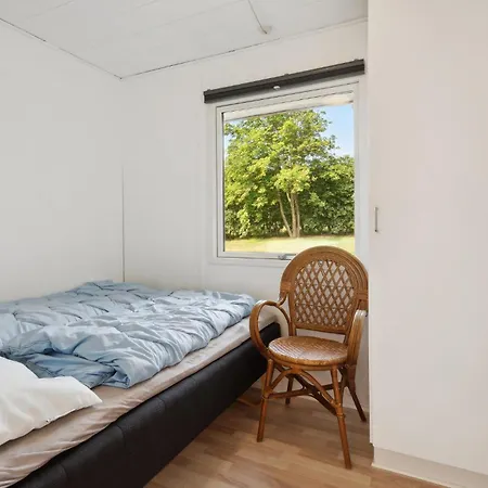 3 Bedroom Amazing In Casa de Férias Børkop
